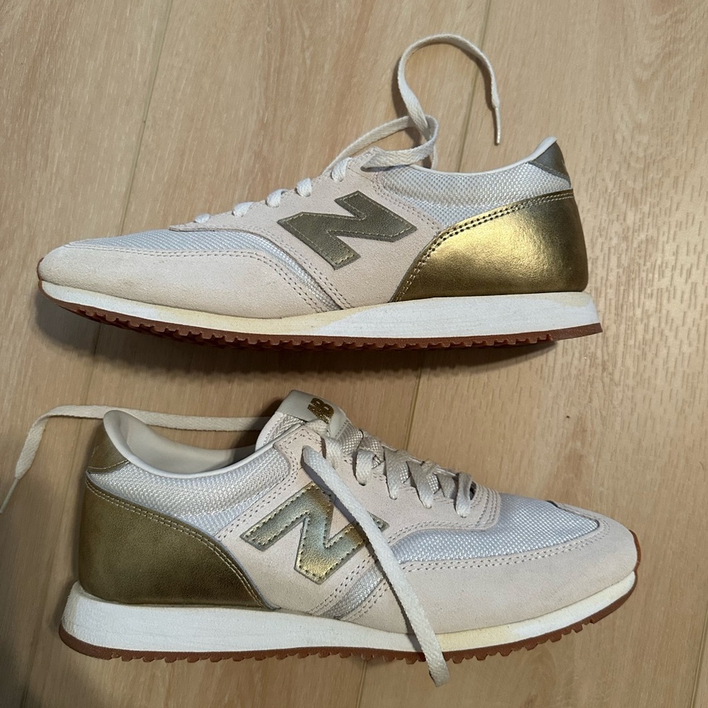 New Balance Sneakers